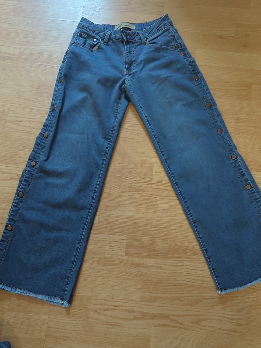 Classic Blue Button-Trim Women's Jeans